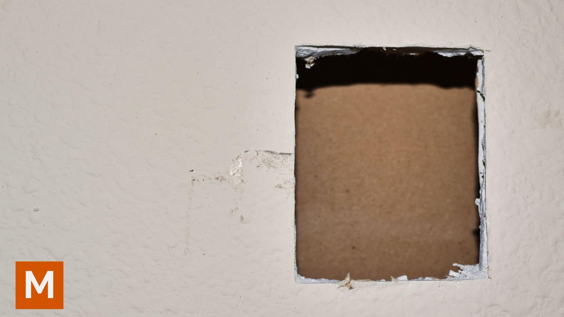 kako popraviti rupu na gips kartonu