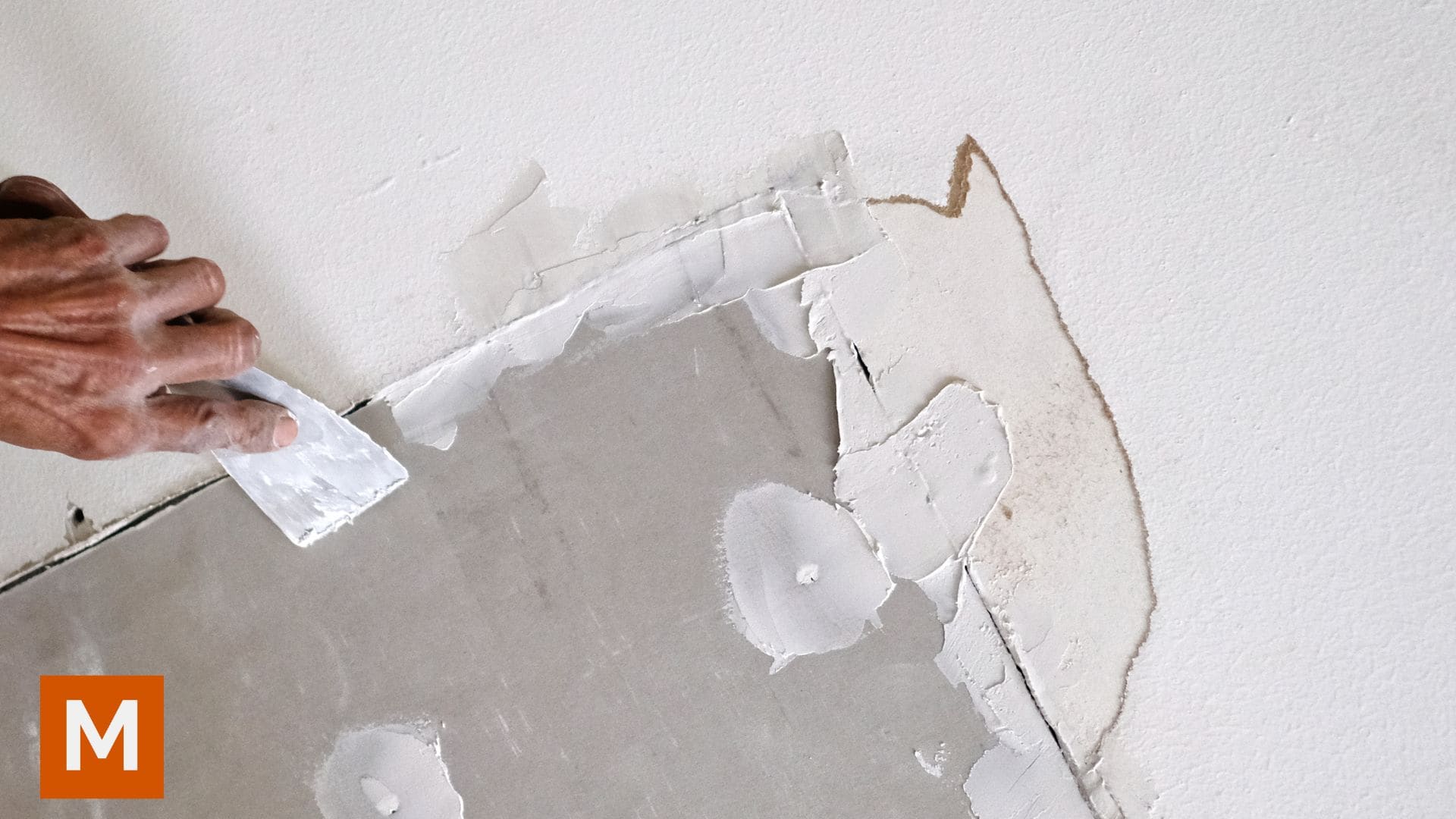 Popravka oštećene gipsane ploče i postavljanje bandaž trake